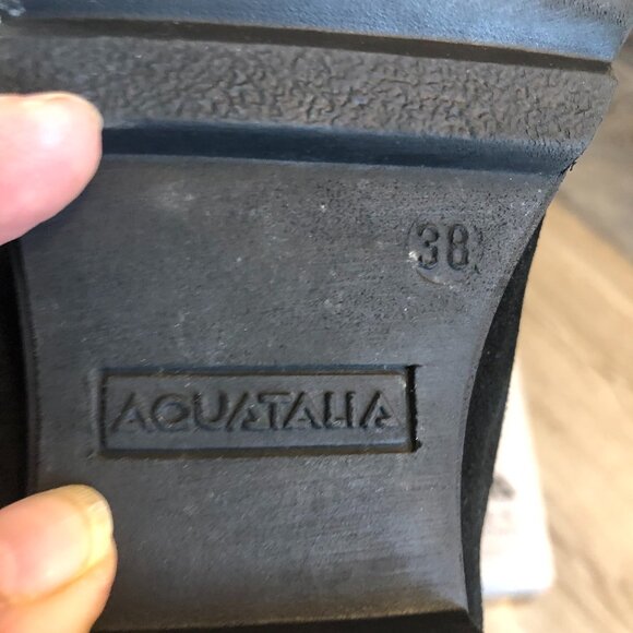 Waterproof Aquatalia Women's Black Suede Waterproof Whitney Boots With Fur Trim. - Picture 8 of 10